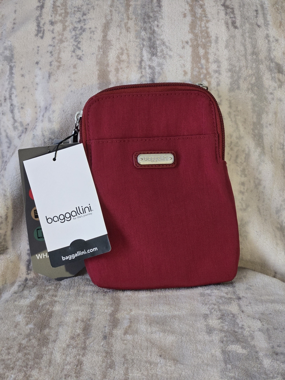 Baggallini RFID Crossbody Pouch Or Wristlet - Compact Bag NWT Red